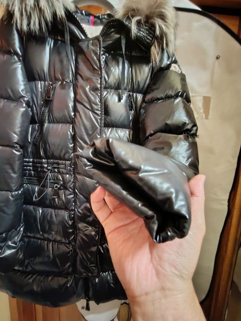 れいこさま　43万美品備品付　モンクレール　aphroti