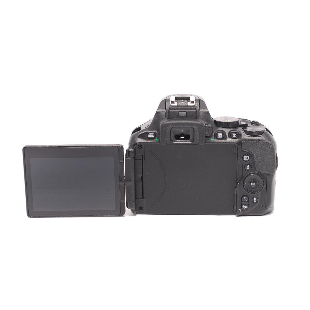 ❤即購入1000円OFF❤美品❤Nikon D5600 高性能 手振れ補正レンズ
