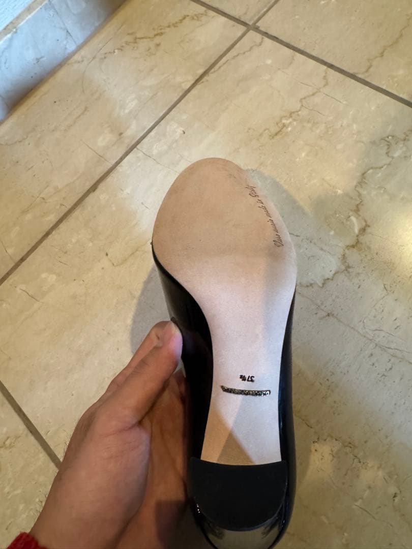 【極美品】Dolce & Gabbana ブラックパンプス ティーポット装飾