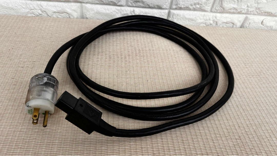高級　電源ケーブル　3.1m オーディオ電源ケーブル
