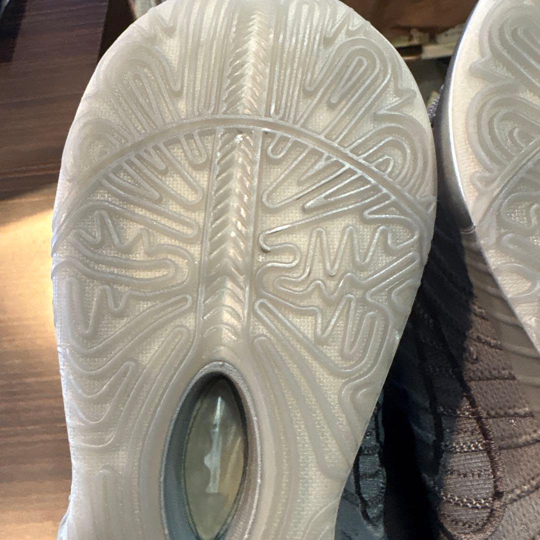 猫*ー様 Nike LeBron21 グレー