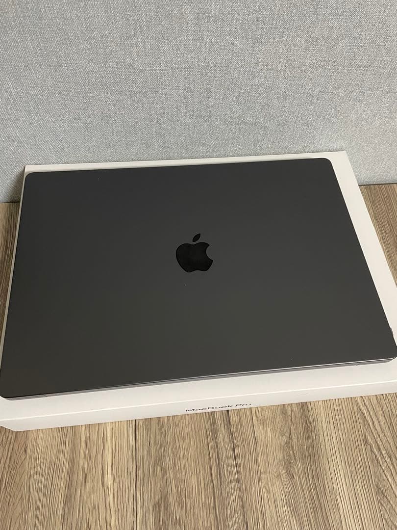 MacBookPro M4pro 48GBメモリ512GB スペースグレー