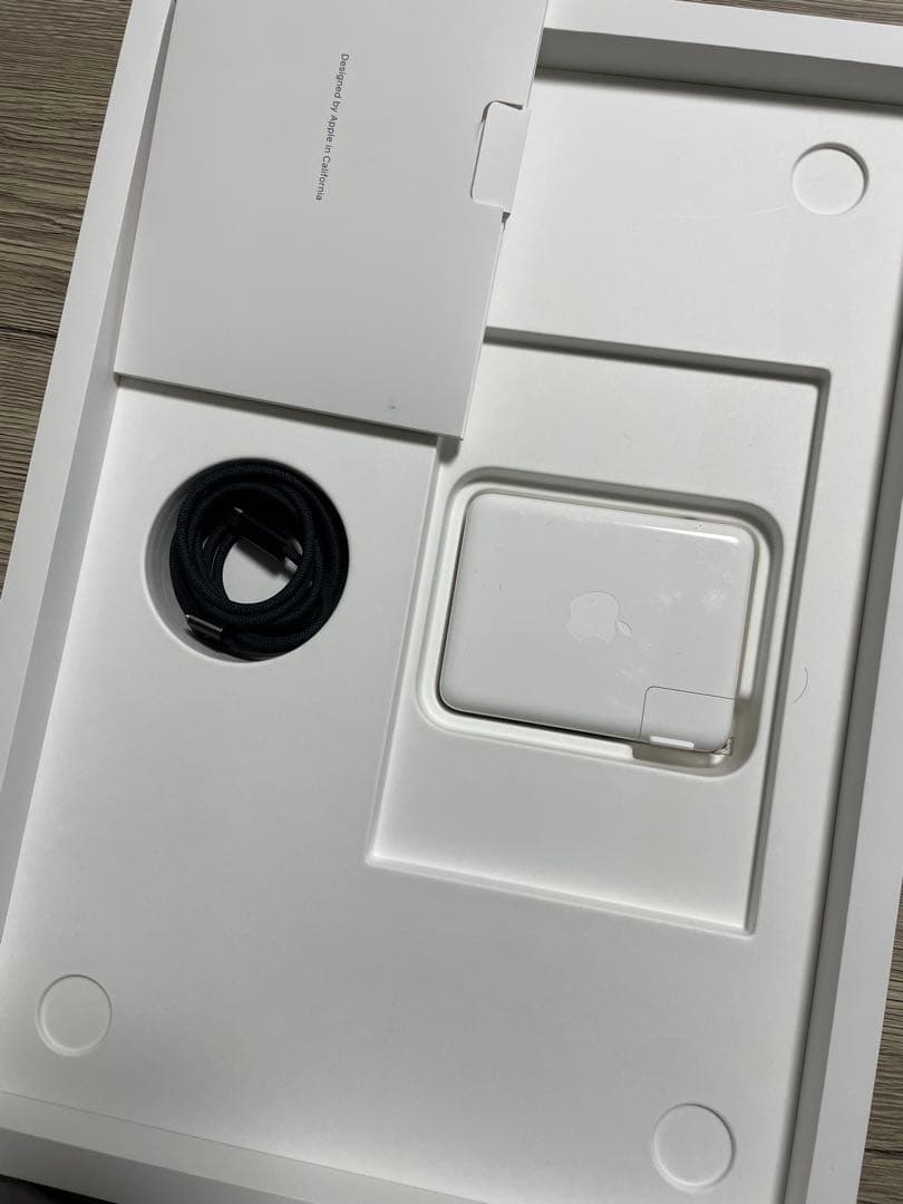 MacBookPro M4pro 48GBメモリ512GB スペースグレー