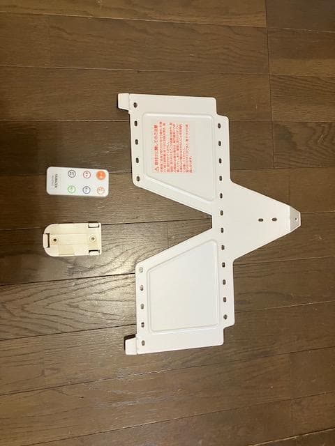 山善 壁掛式 脱衣所温風ヒーターDFX-RJ12(W)