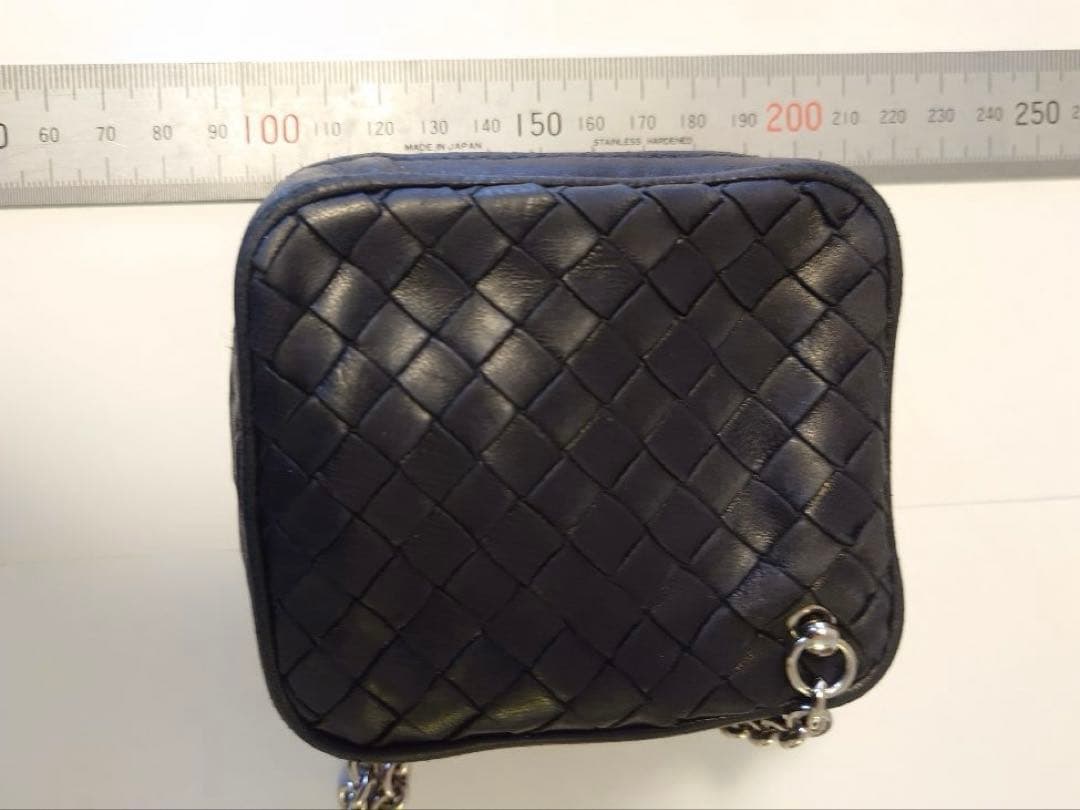 BOTTEGA VENETA ボッテガ　タバコ　小物　ポーチ　チェーン　黒