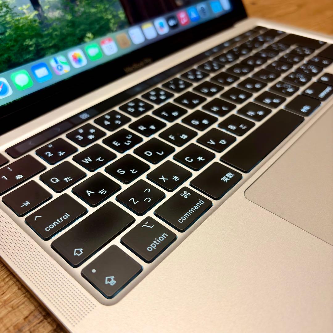 MacBook本体 MacBook Pro (13-inch, M2,2022) 8GB 256GB