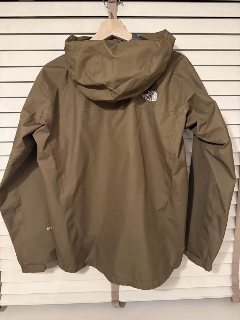 美品 ノースフェイス クライムライトジャケット メンズ S 刺繍ロゴ