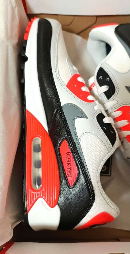 ナイキ　エアマックス90 【GORE-TEX】