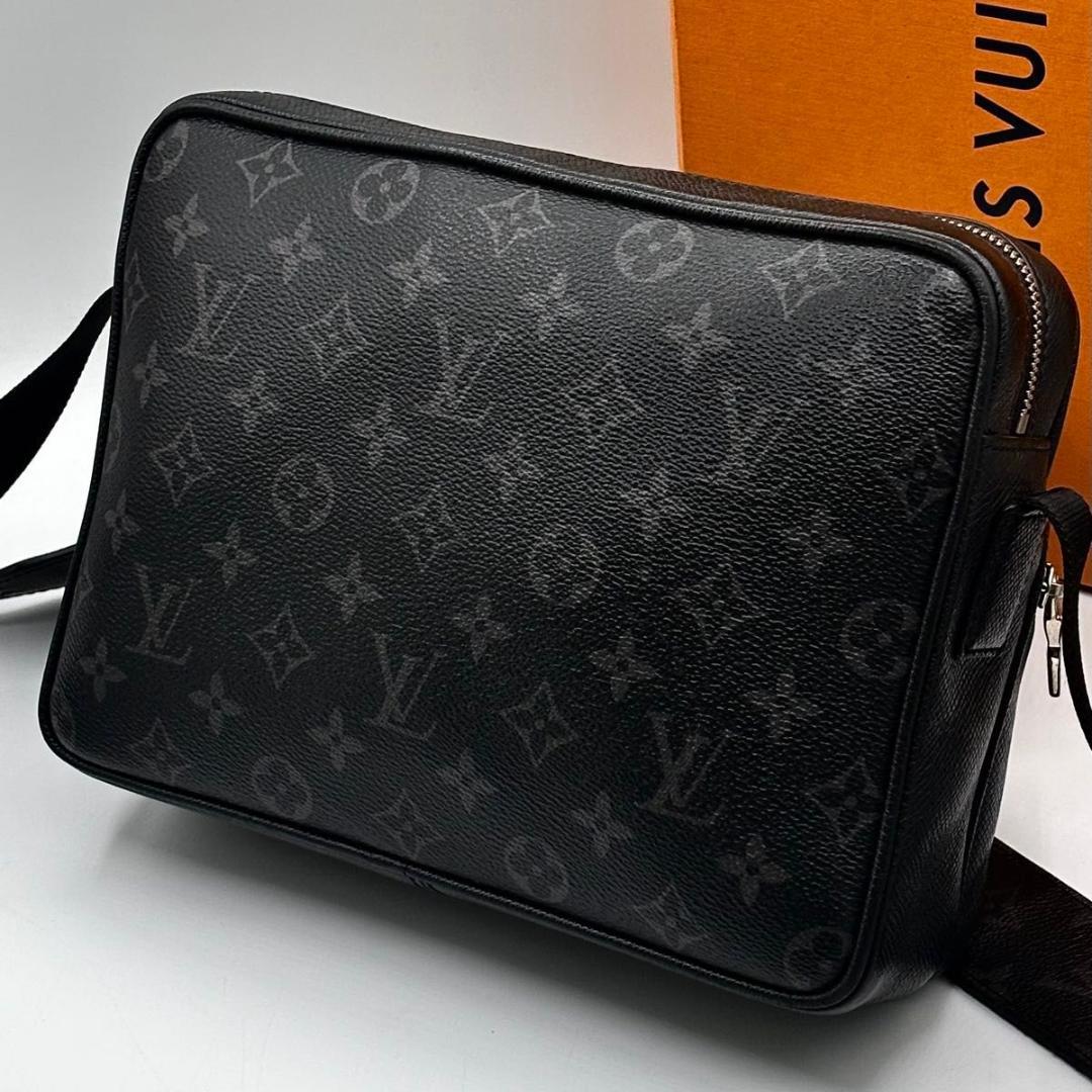 ルイヴィトン エクリプス アウトドア メッセンジャーPM ショルダーバッグ