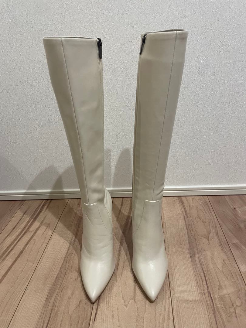 ダイアナ ホワイト ロングブーツ 美脚 白 24cm 未使用 レザー 本革 新品