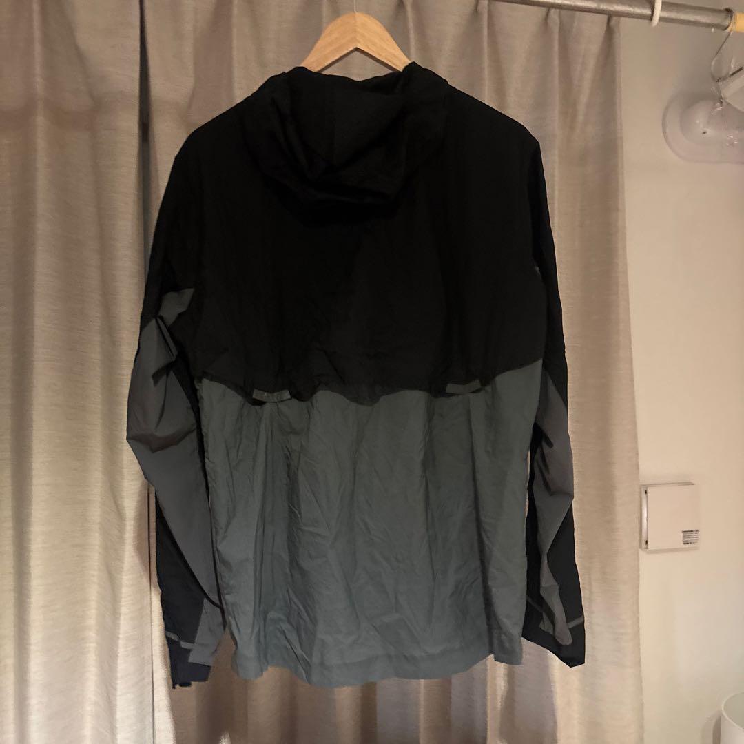 On オン　WEATHER JACKET メンズLランニングウェア