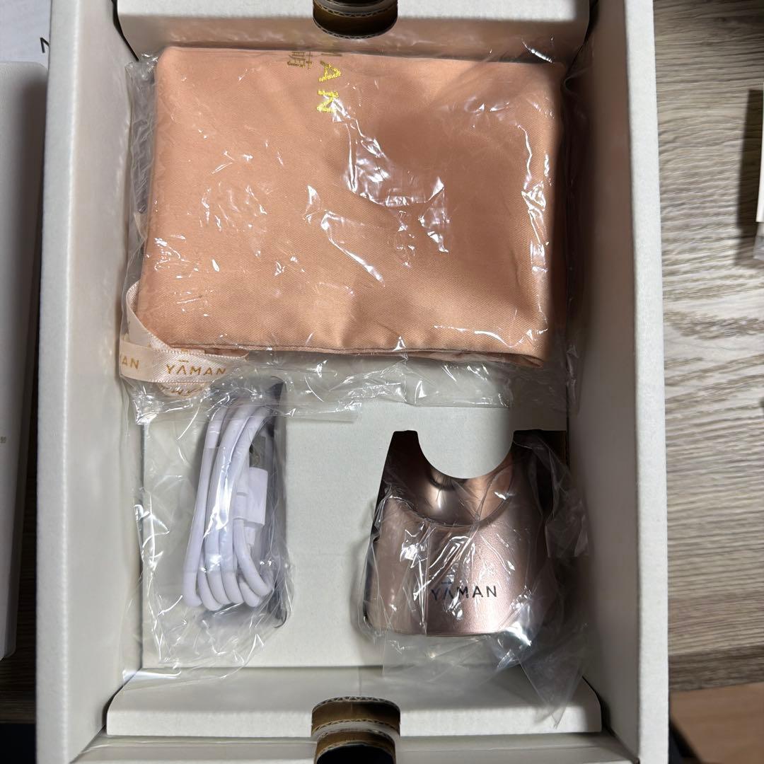 M*★様 YA-MAN Photo Plus Shiny 美顔器