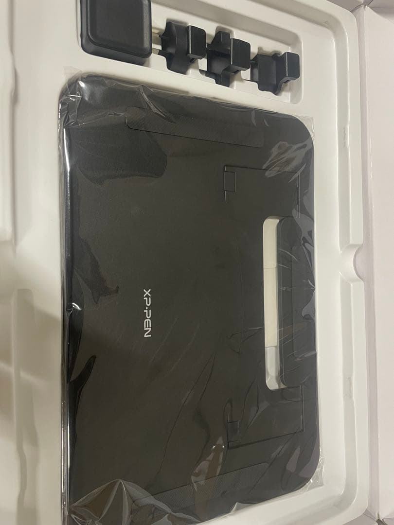 液晶タブレット　Artist 15.6 Pro