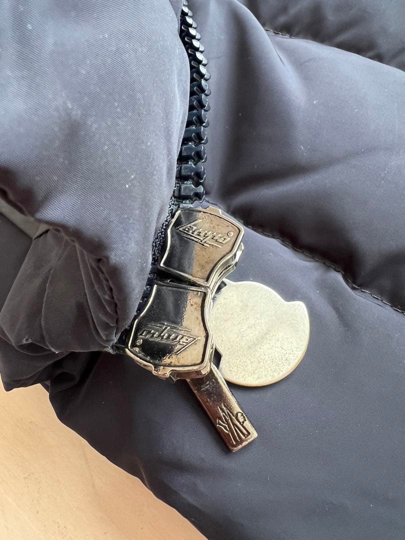 モンクレール　GERBOISE ジェルボワーズ　ダウンコート　ネイビー　0