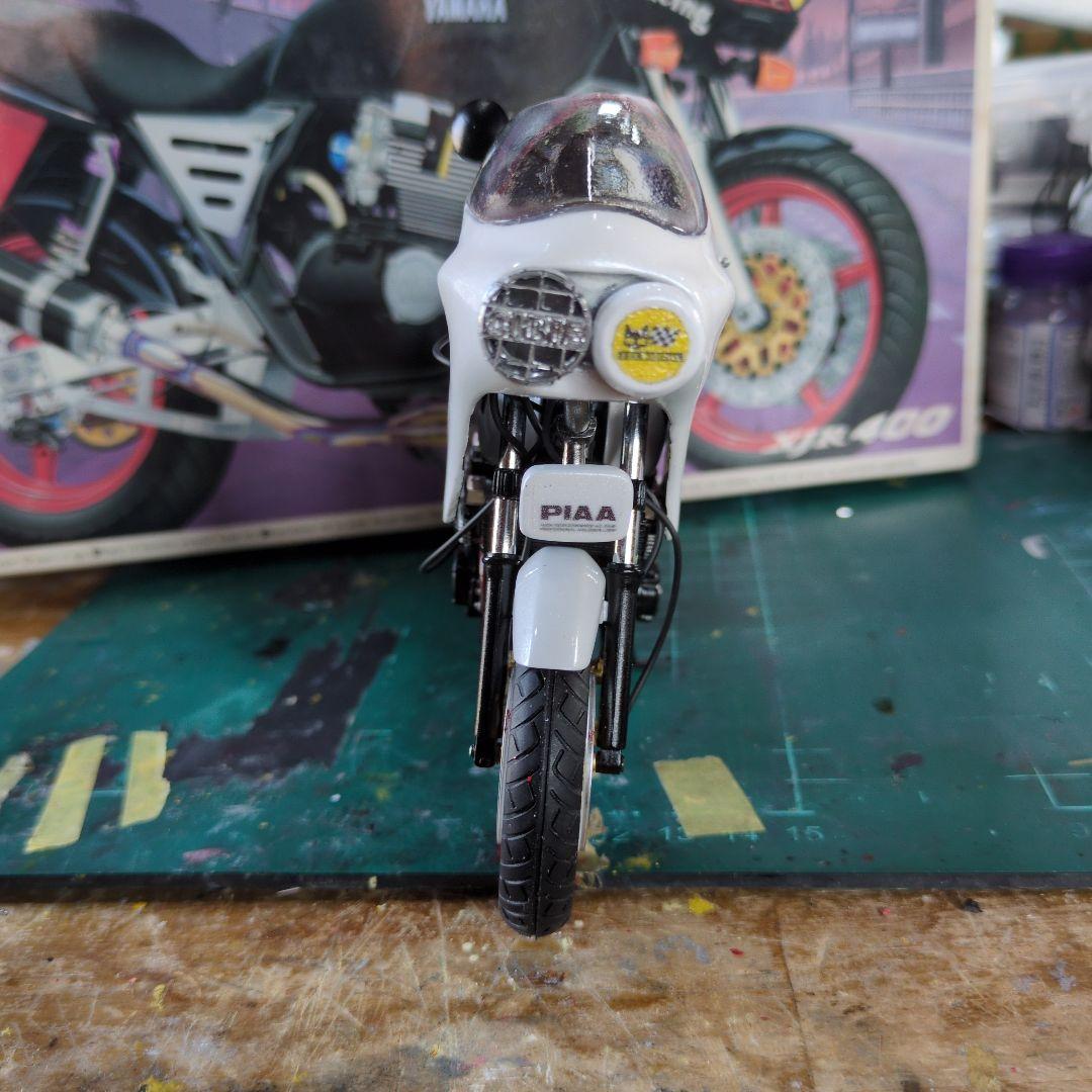 たけちゃんXJR400 プラモデル 族車仕様 デュアルカウル付き