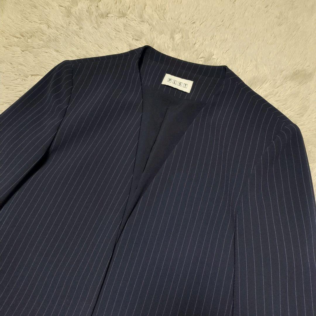 美品！PLST　ノーカラーパンツスーツセットアップ　M　2024年モデル　紺