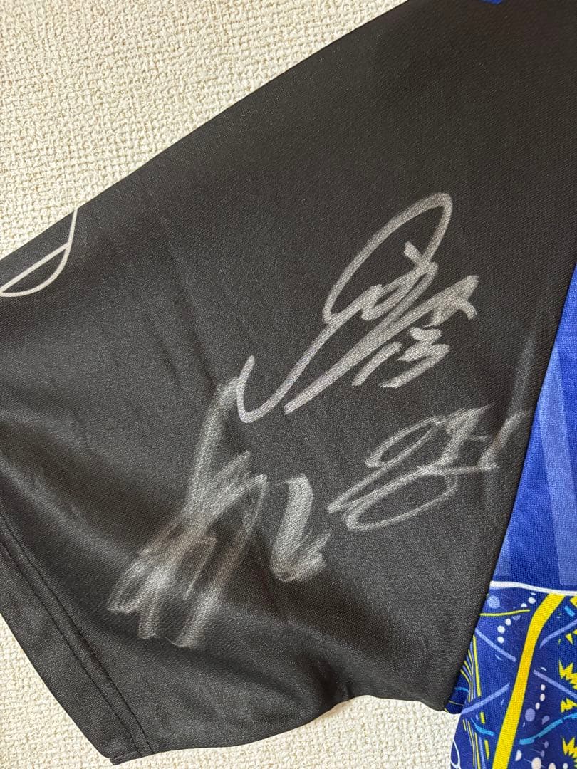 ガンバ大阪　2023シーズンEXPOTシャツ　サイン寄せ書き