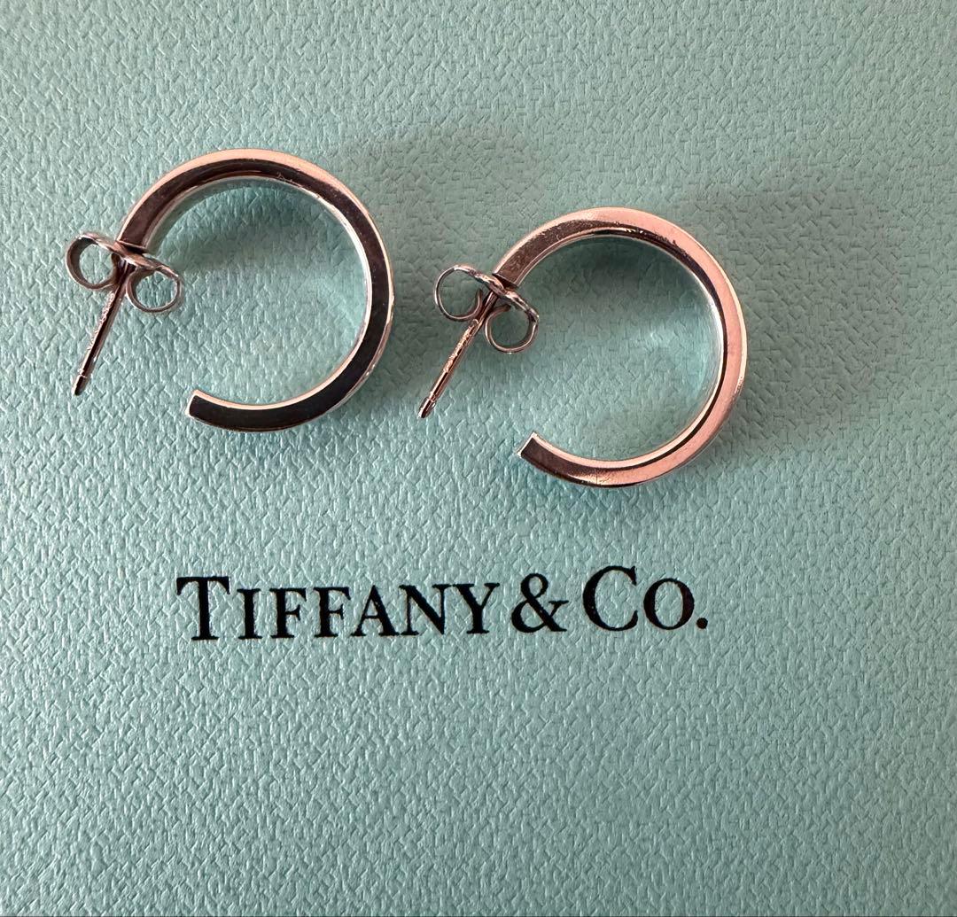 【あんしん鑑定】ティファニー TIFFANY ナローフープピアス スモール