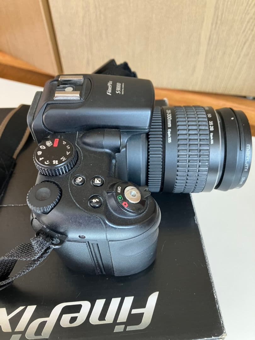Fujifilm FinePix S9000 デジタルカメラ