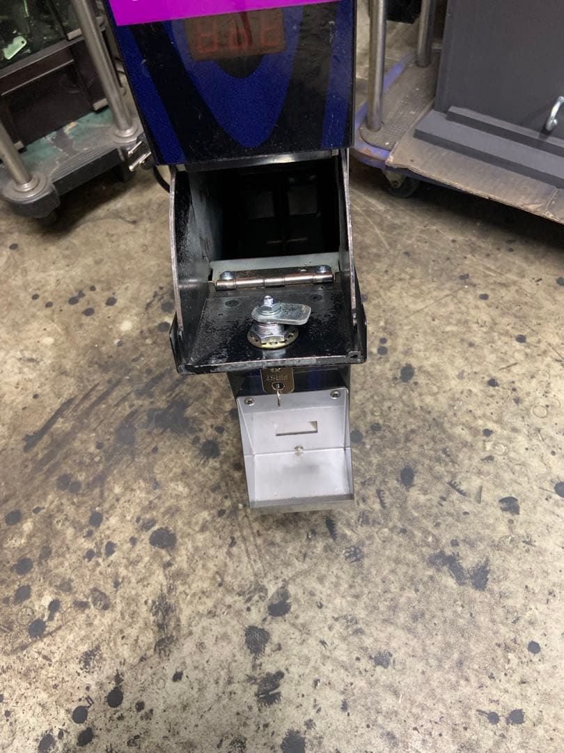 両替機　廉価　1000円→100円×10枚　領収書OK 令和6年新札対応