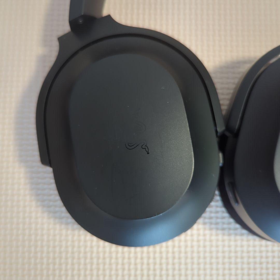 ヘッドホン RAZER BARRACUDA - Black