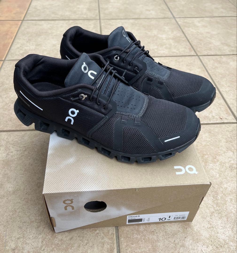 オン　On Cloud5 28cm All Black 中敷き新品未使用