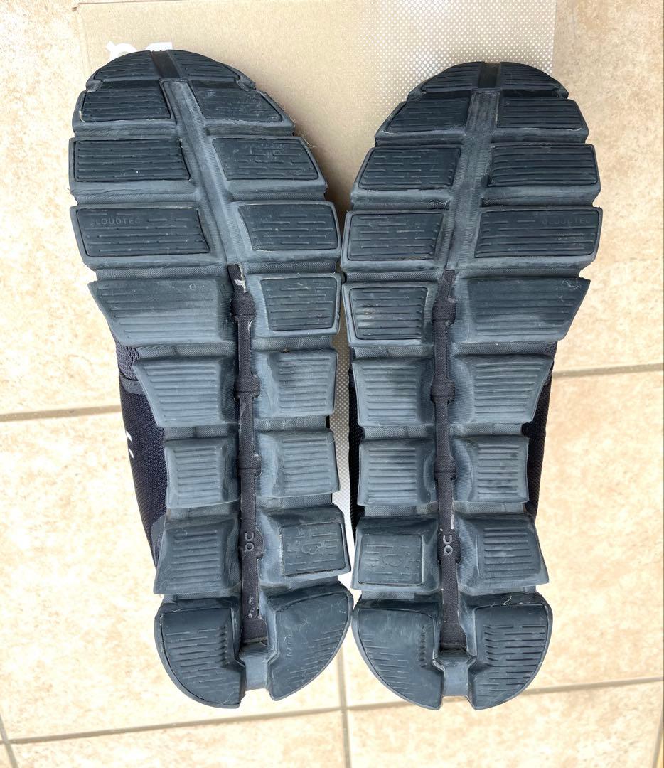 オン　On Cloud5 28cm All Black 中敷き新品未使用