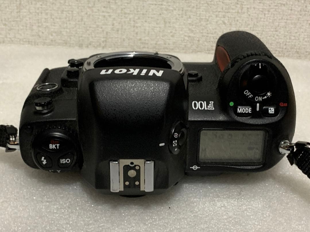 フィルムカメラ NIKON F100