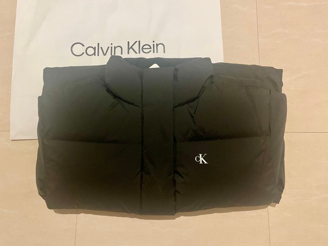 新品未使用　カルバンクライン　ダウンジャケット 国内正規品