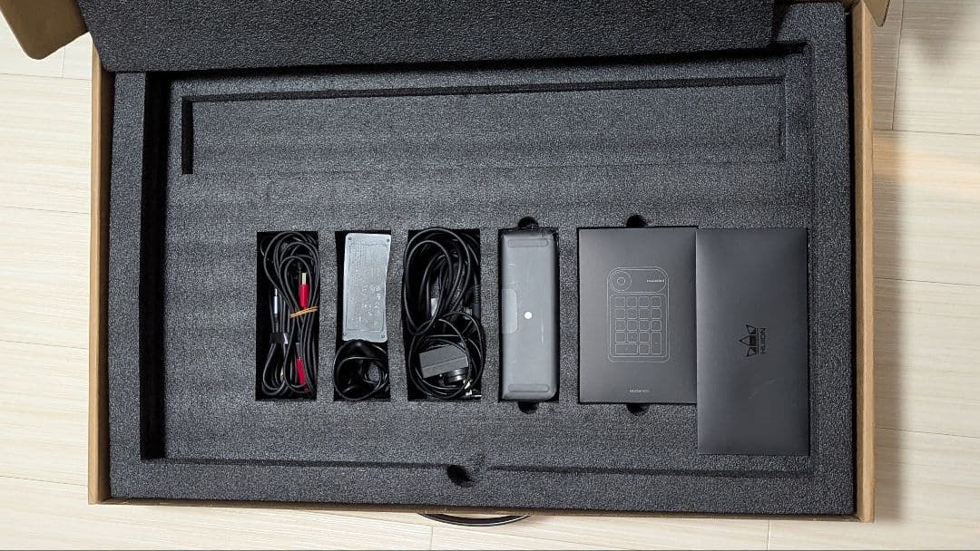 【特大セール】Huion Kamvas Pro 27 4k 液晶ペンタブレット