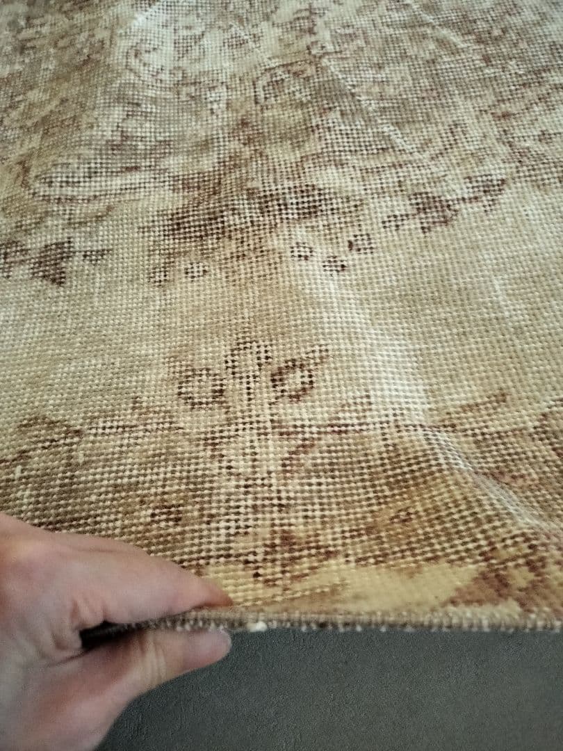 ベージュとミルクティーのヴィンテージラグ　雅姫さんNo.685