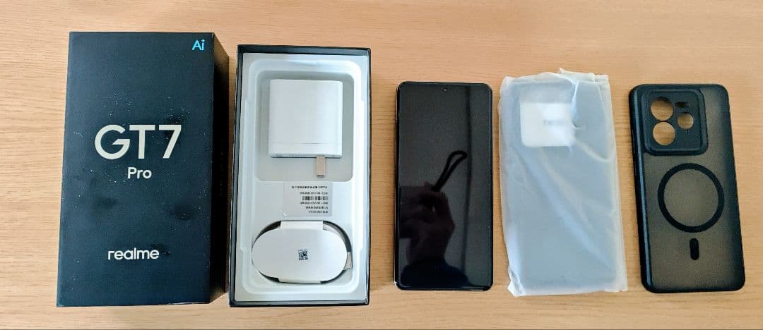 【★美品・グローバル★】Realme GT7 Pro 12/256 ケース付き