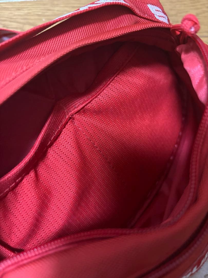 supreme ボディバッグ　赤　美品