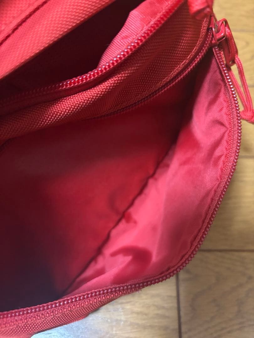 supreme ボディバッグ　赤　美品