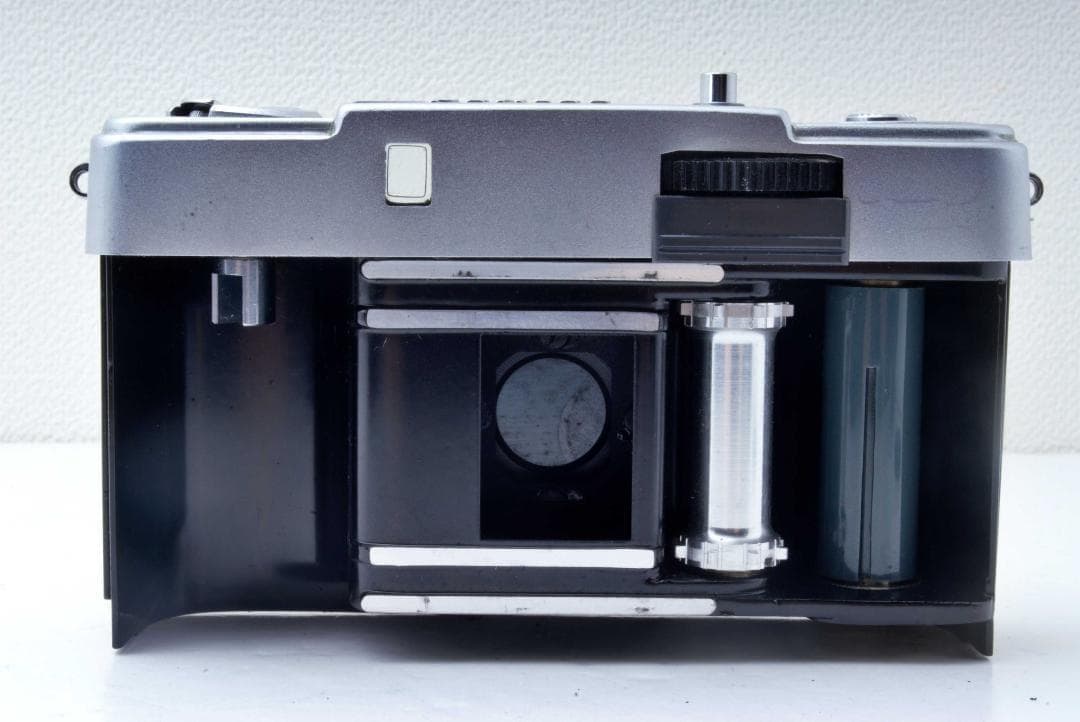 OLYMPUS　PEN-EES　ハーフサイズ　レトロカメラ　可愛い　コンパクト