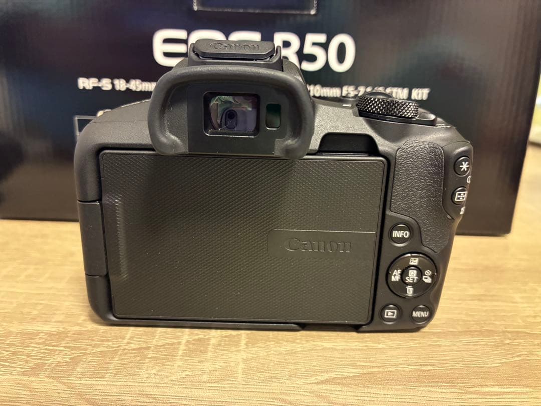 Canon EOS R50 ボディのみ