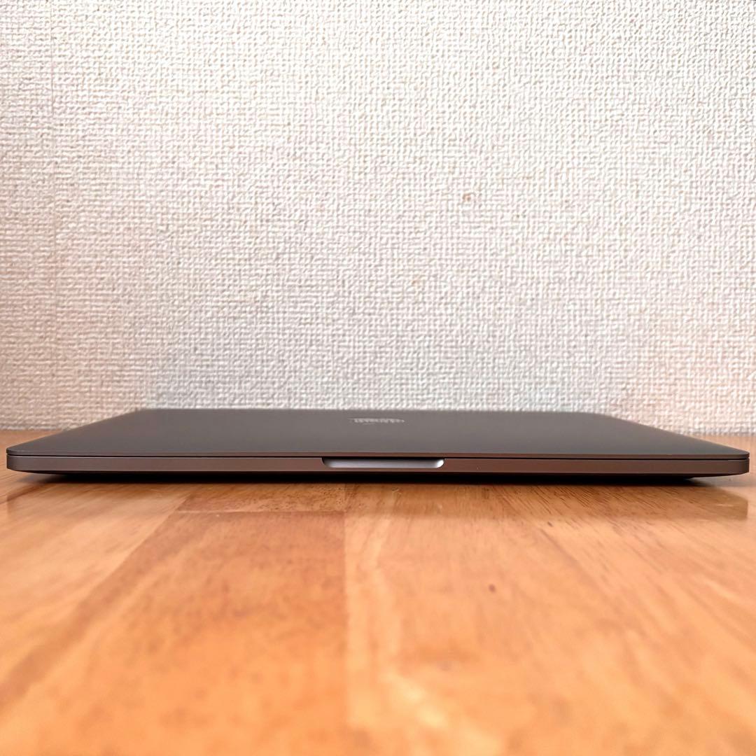 【Apple】MacBook Pro 13inch Corei5 256GB