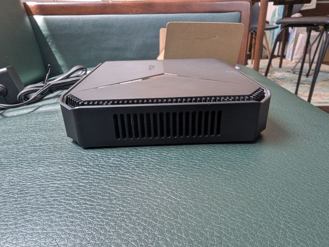 ★場所を取らずテレワークや普段使いに最適！CHUWI HeroBox Mini