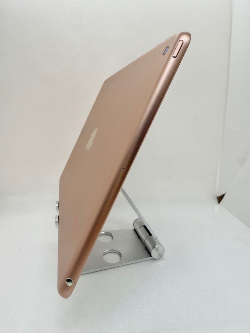 Ipad第8世代 128GB Wi-Fiモデル4Q1GJ