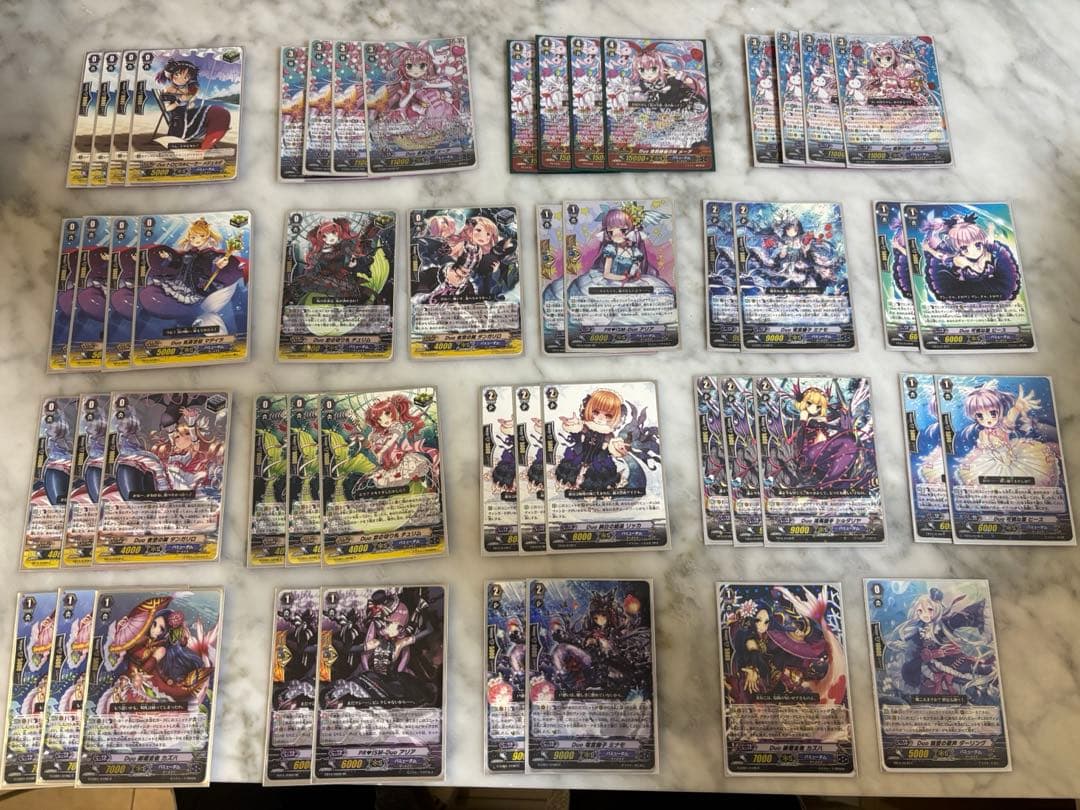 ヴァンガード 引退品 700枚ほど デッキ12組 2重スリーブ