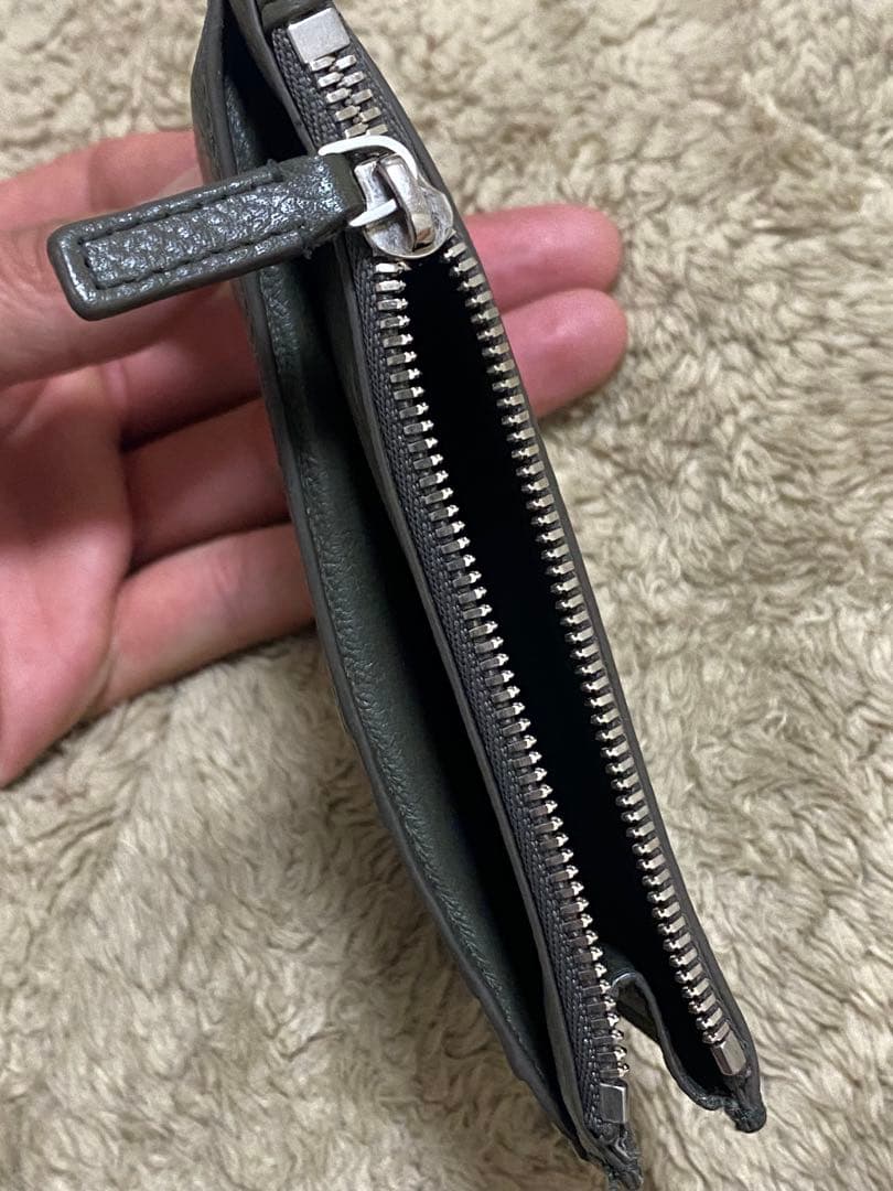 Y*u様 BALENCIAGA バレンシアガ カードケース640535 カーキ