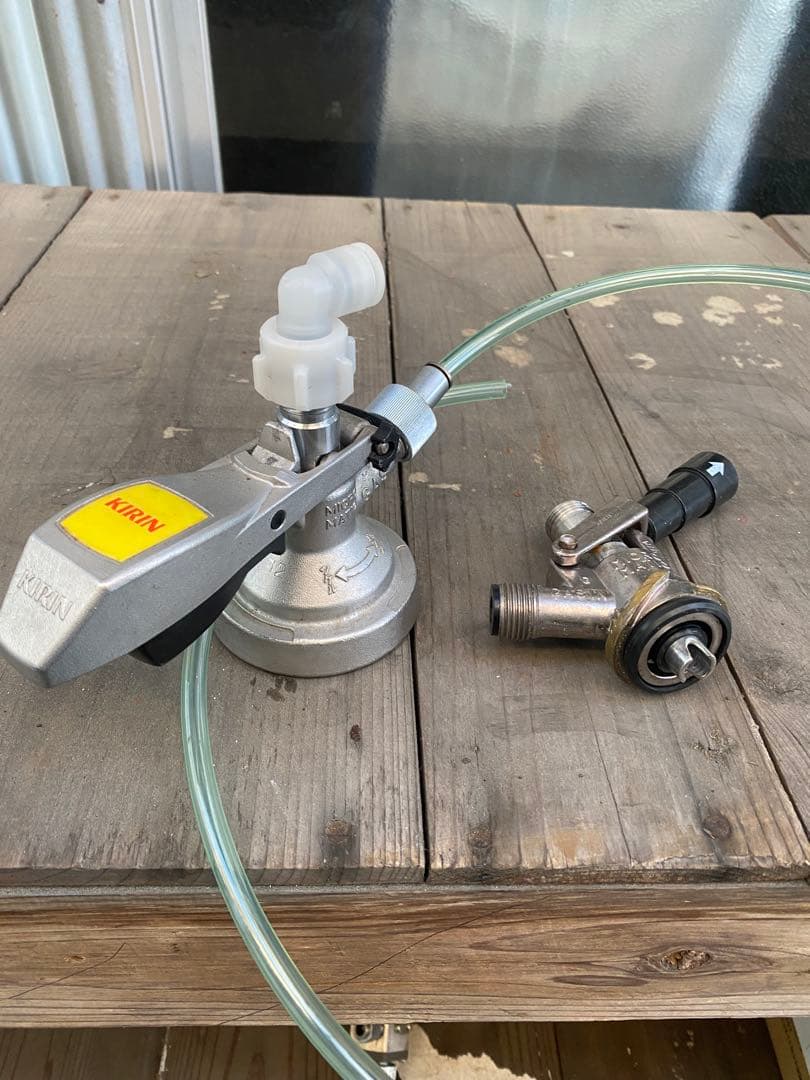 美品　ニットク氷冷生ビールサーバー　アサヒ系キリン系両方対応