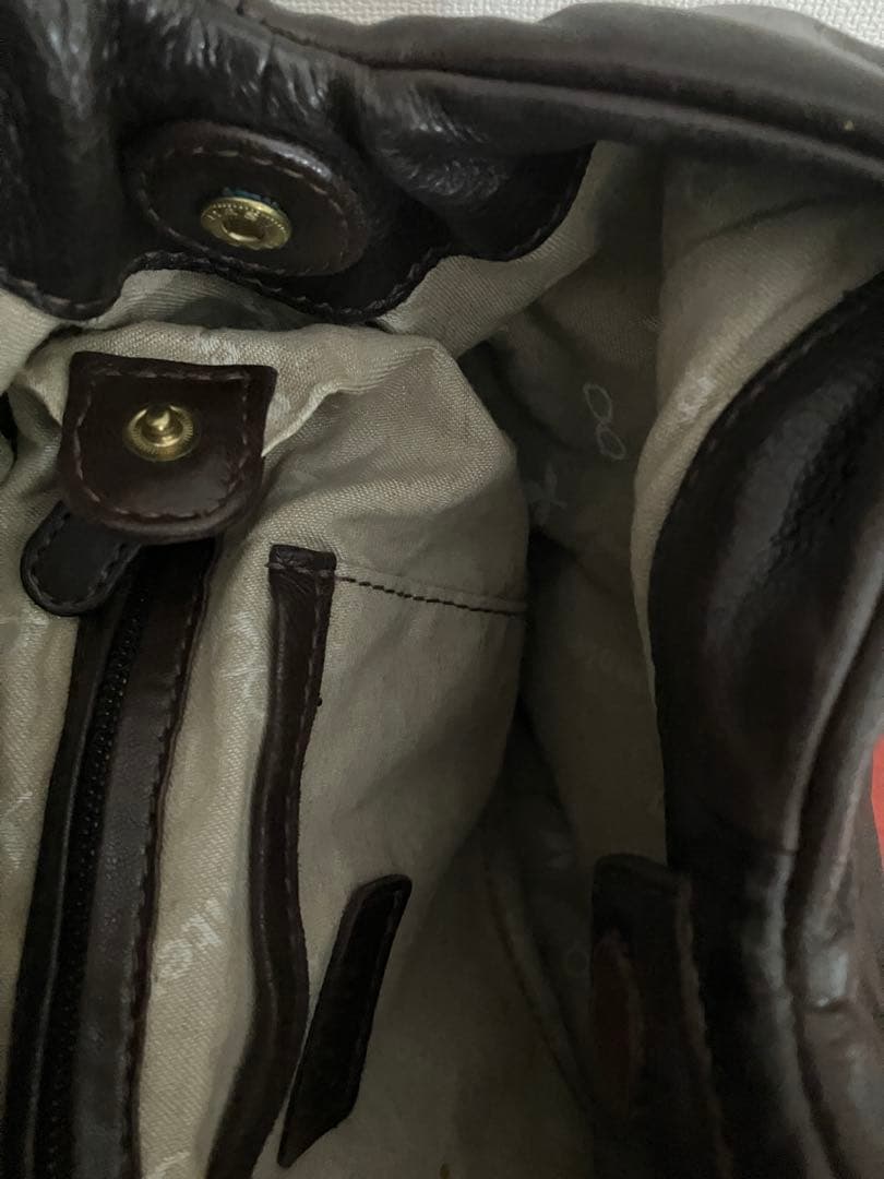 gentenゲンテン ソフトレザーバック　￼ダークブラウン　￼ポーチ付き