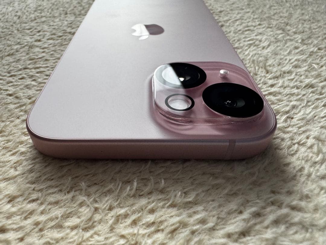 iPhone 15 ピンク128 GB SIMフリー