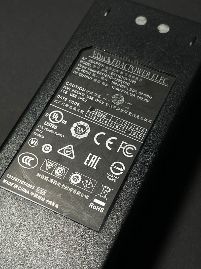 blackmagic ursa mini acアダプター