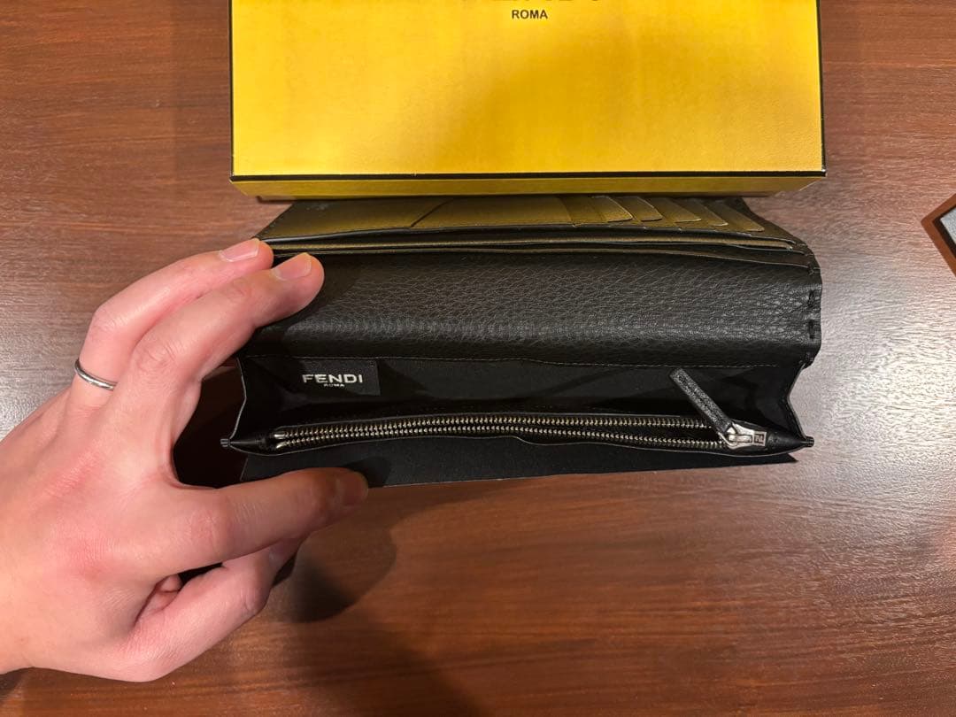 FENDI フェンディ　　財布　長財布