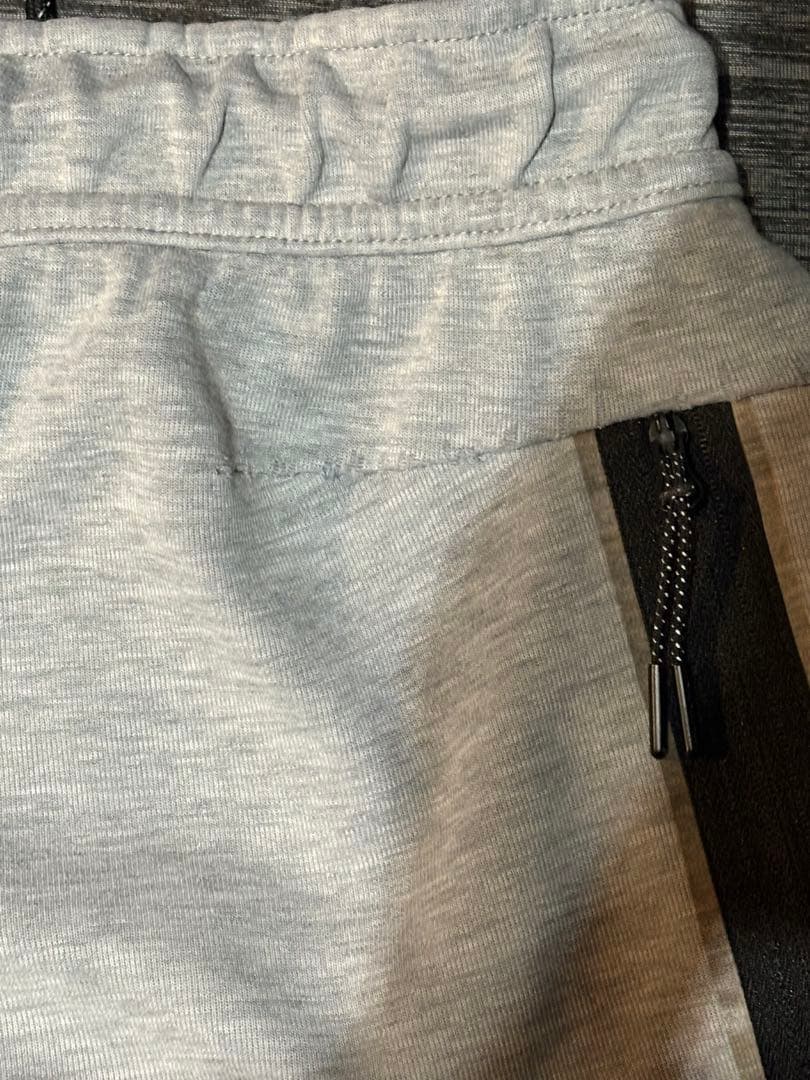 ナイキ　テックフリース　S