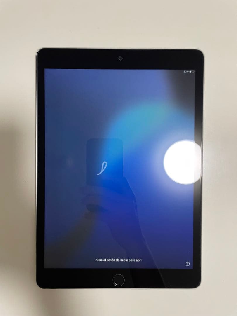 Apple iPad (第9世代) Wi-Fi 64GB シルバー