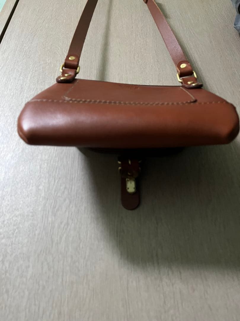 【最終価格】【極美品】HERZ ヘルツ サンプルルー厶 ショルダーバッグ