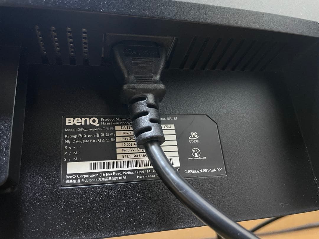 【早い者勝ち】BenQ 4K モニター　31.5インチ